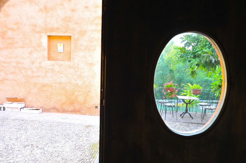 B&B Ronco Degli Ulivi Исео Экстерьер фото